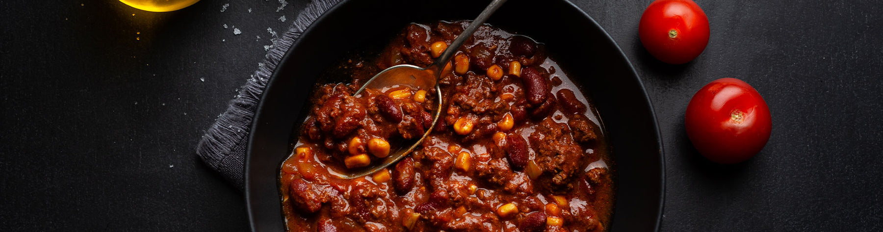 Chilli con carne and Golden sweet cornbread