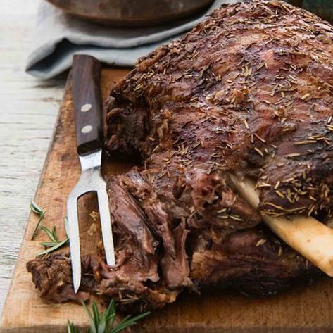Christmas Slow cooked marinated lamb shoulder - 4 people